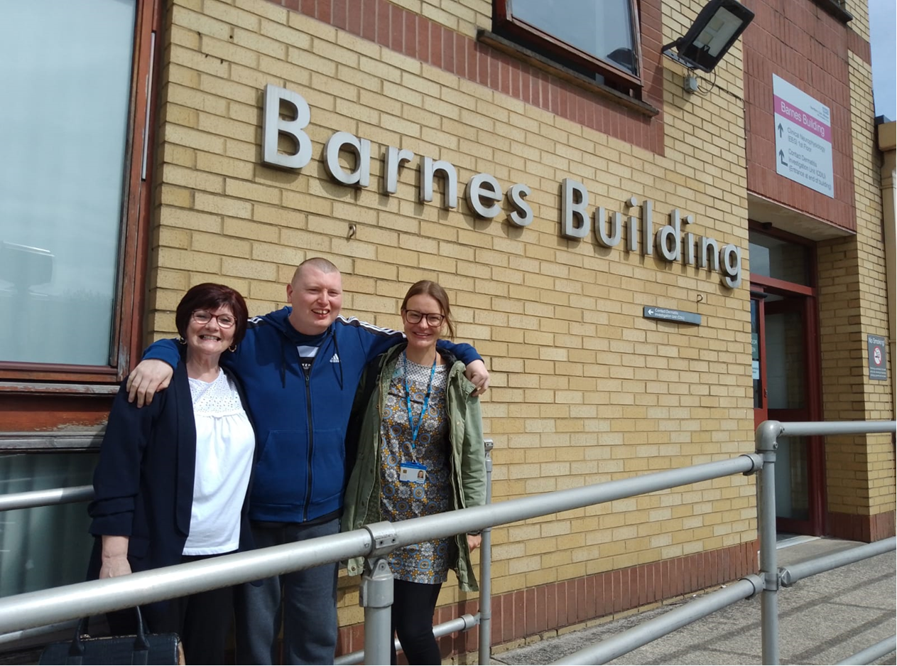 Photo of Craig, his mum and Jade.png